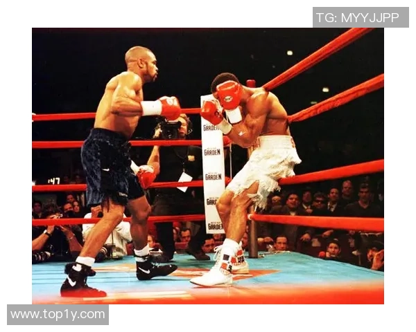 罗伊琼斯与格里芬二战的激烈对决与拳坛历史的深远影响分析